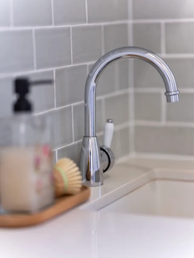 Laundry Spouts