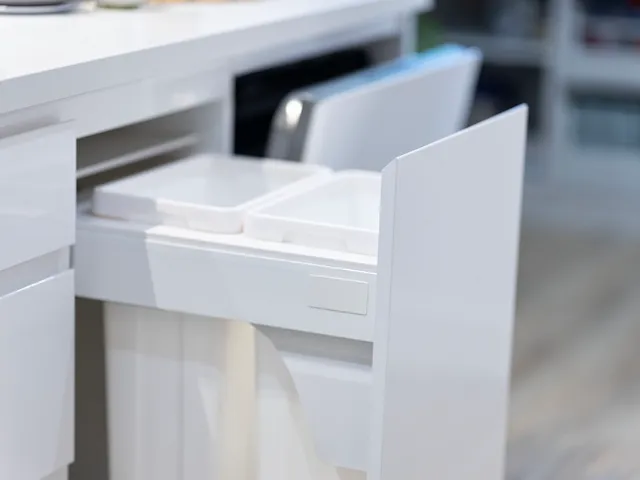 Laundry Tub & Cabinets