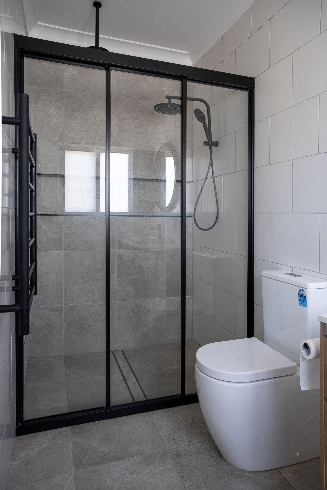 Semi-Frameless & Frameless Glass Shower Screens